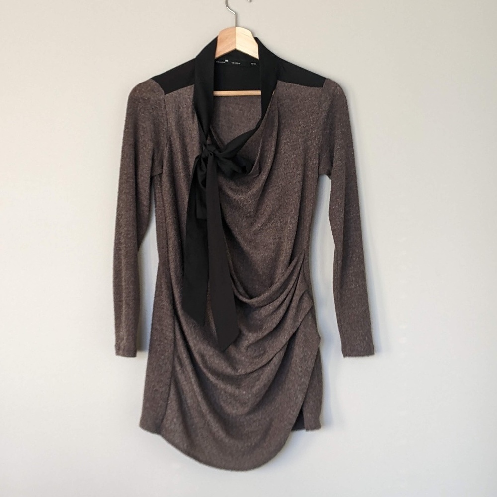 Long-sleeve brown tunic sweater stretch with black detailing Melissa Nepton
